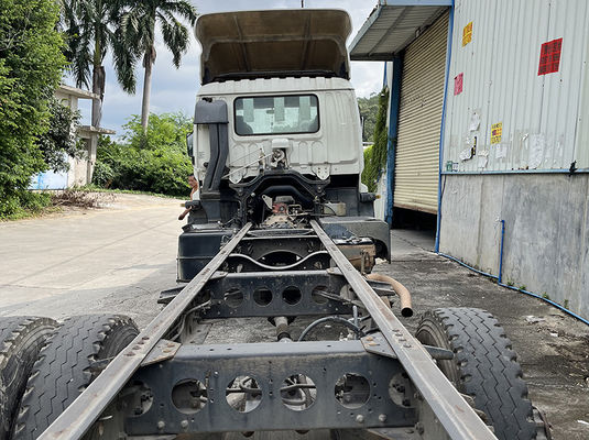 6 Lốp xe diesel sử dụng xe tải hạng nặng LHD Định vị lái với 3 chỗ ngồi