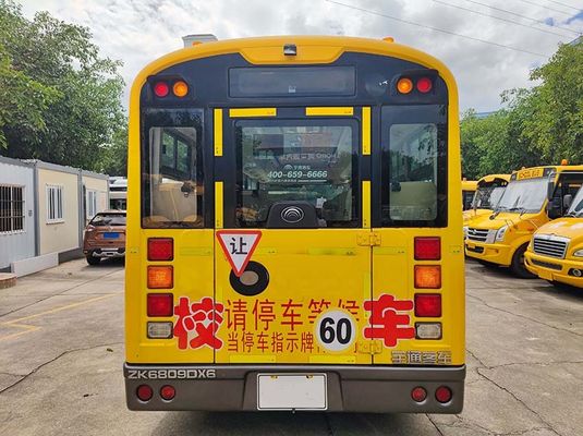 Yutong 41 chỗ ngồi xe buýt trường học sử dụng nhiên liệu diesel sản xuất vào tháng 8 năm 2014