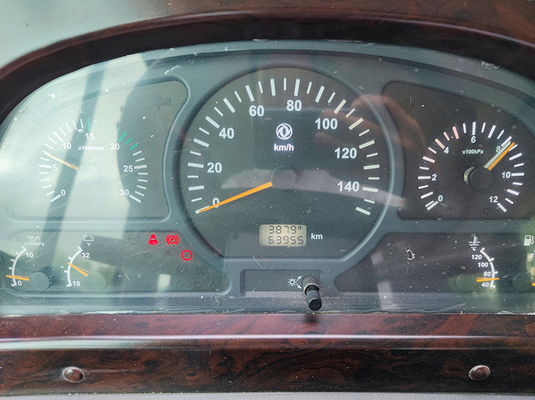 Xe hơi diesel Euro 4 xe buýt trường nghỉ hưu Dongfeng 56 chỗ ngồi xe buýt trường vàng