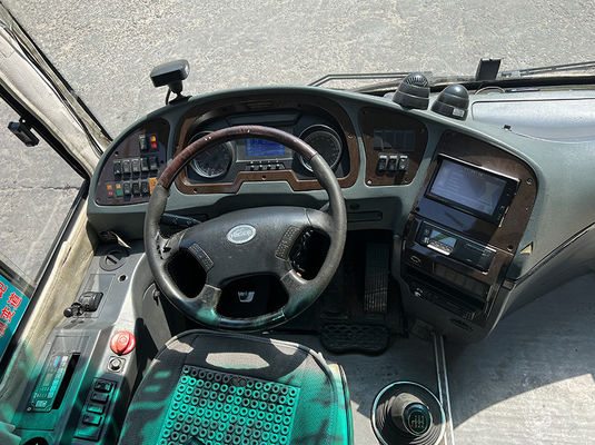 Xe buýt du lịch sử dụng diesel 37 chỗ ngồi 2 cửa LHD Euro 4 với hộp số thủ công