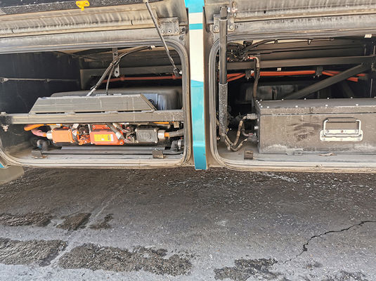 LHD Yutong xe buýt sang trọng cũ 31 chỗ ngồi với hộp số tự động