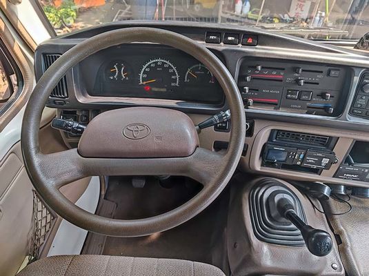 20 chỗ ngồi xe buýt Toyota sử dụng 120 Km / H LHD xe buýt lái tay trái sử dụng