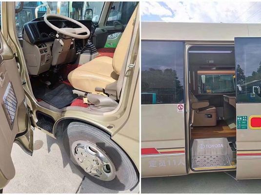 11 chỗ ngồi xe buýt mini Toyota Coaster cũ với hộp số tay