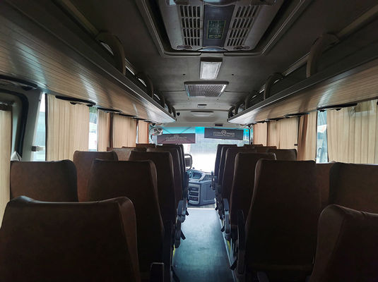Golden Dragon Mini Coach sử dụng 34 chỗ ngồi với hộp số tay
