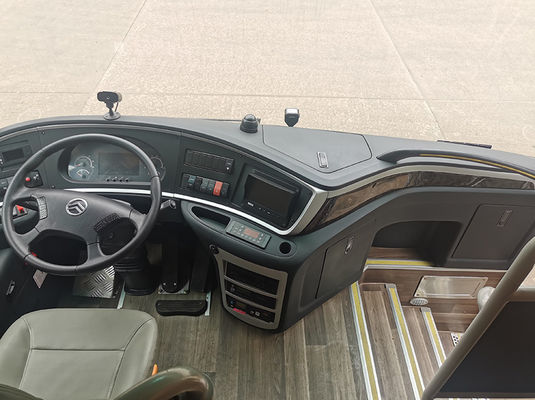 Golden Dragon Mini Coach sử dụng 34 chỗ ngồi với hộp số tay