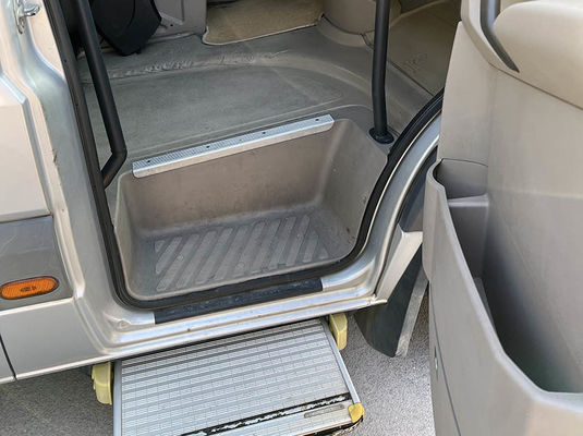 Benz 17 chỗ ngồi xe buýt tay thứ hai truyền động bằng tay loại xe tải hành khách cũ