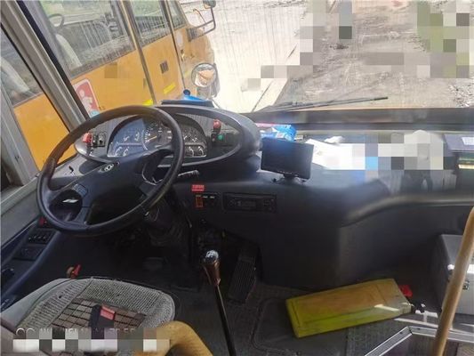 Xe buýt trường học màu vàng Dongfeng có điều hòa không khí