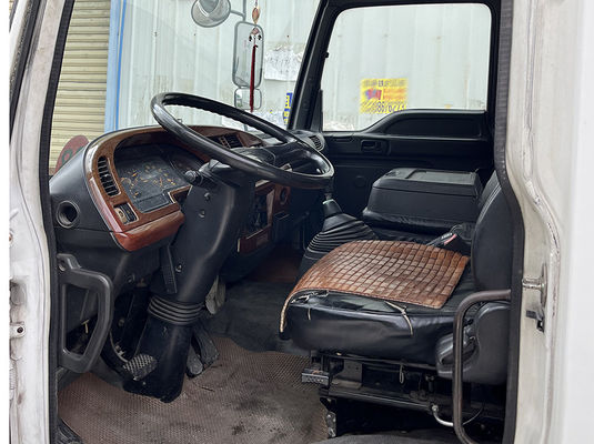 Băng lái xe tải sử dụng tầm trung, xe tải Isuzu cũ