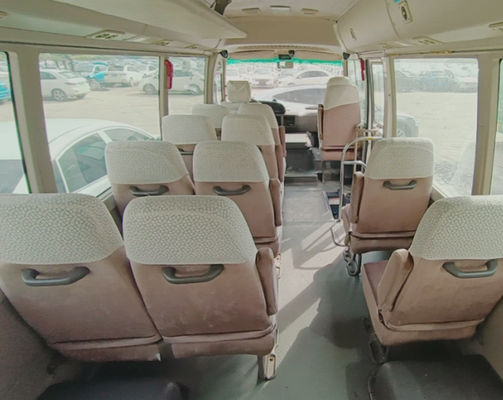 Toyota sử dụng xe buýt 23 chỗ LHD Mini Bus với hộp số tay và loại nhiên liệu diesel