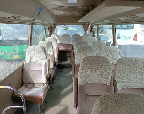 Toyota sử dụng xe buýt 23 chỗ LHD Mini Bus với hộp số tay và loại nhiên liệu diesel