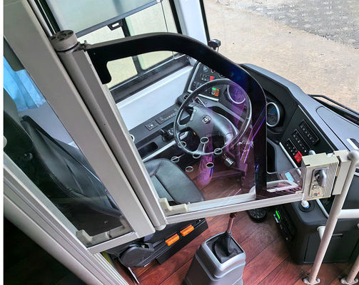 Xe khách 48 chỗ dài, tốc độ tối đa 100km/h, số sàn, xe đã qua sử dụng