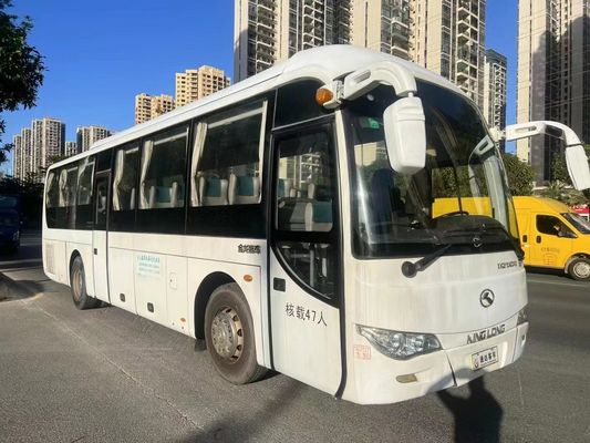 2 cửa xe buýt cũ nhiên liệu diesel với điều hòa không khí