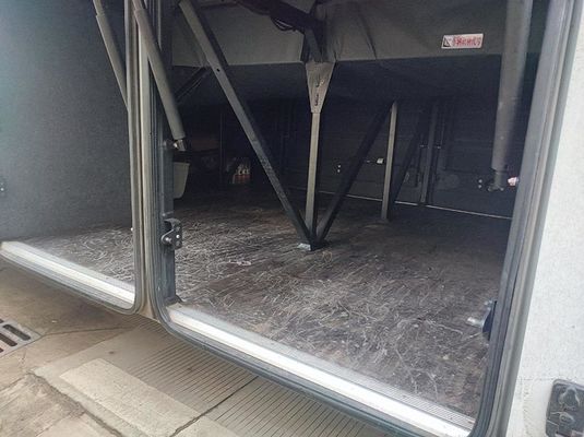 Yutong Diesel Coach Xe buýt Euro 5 Xe buýt du lịch sử dụng LHD Định vị lái 12m