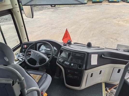 Yutong Diesel Coach Xe buýt Euro 5 Xe buýt du lịch sử dụng LHD Lái xe 12m