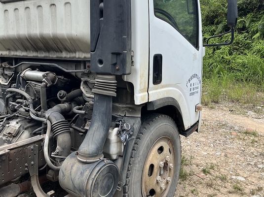 Isuzu sử dụng xe tải xe tải 4KH1Động cơ diesel Xe tải với 2 cửa cho vận chuyển hạng nặng