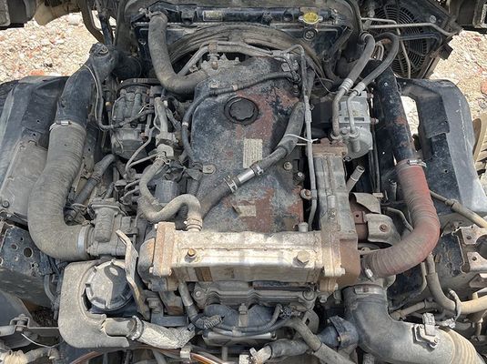 Xe tải Isuzu cũ ELF xe tải 600p 700P 4X2 xe tải nhẹ 175hp động cơ diesel xe tải