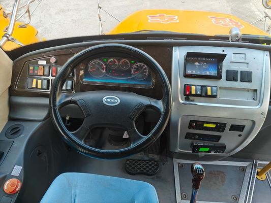Xe buýt trường học 56 chỗ ngồi động cơ diesel LHD KLQ6106XQE4 Uesd
