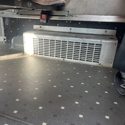 Yuchai 330 Động cơ hộp số thủ công Golden Dragon cũ 63 chỗ ngồi xe buýt màu vàng