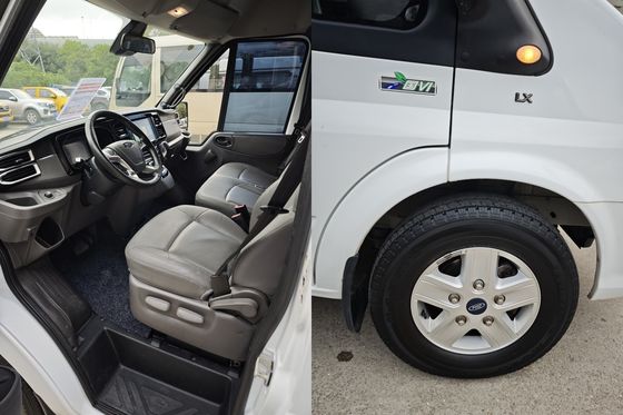Xe buýt mini 14 chỗ đã qua sử dụng chạy dầu diesel Jiangling Transit CN-4 Van với tốc độ tối đa 145km/h