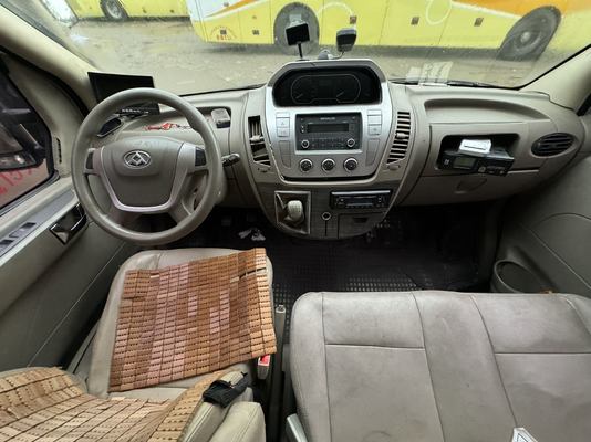 Xe thương mại 10 chỗ Maxus đã qua sử dụng maxus used van